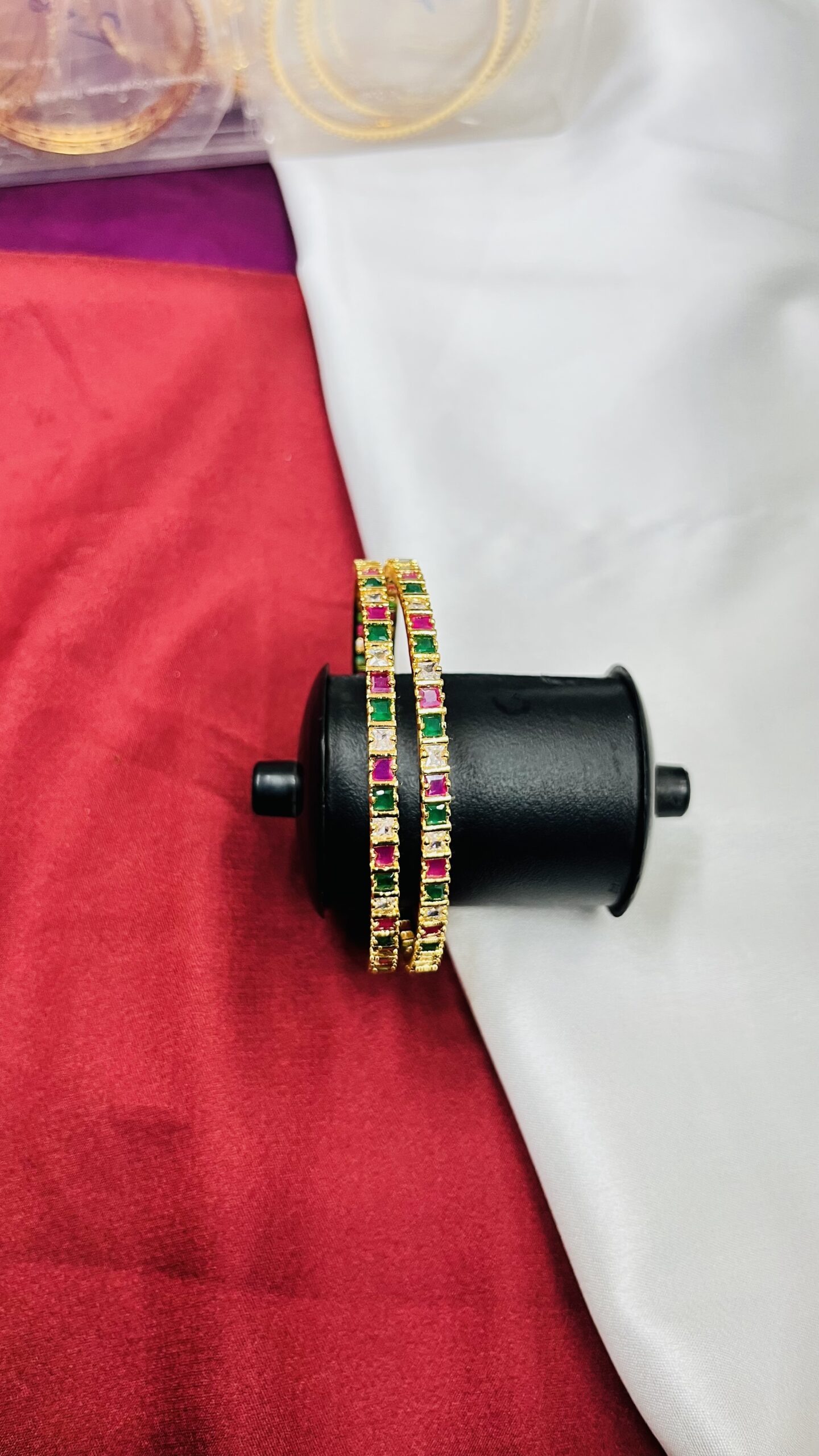 impon stone bangles